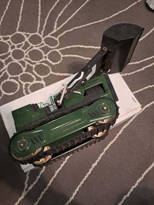 Стара играчка Трактор Болгар 79'