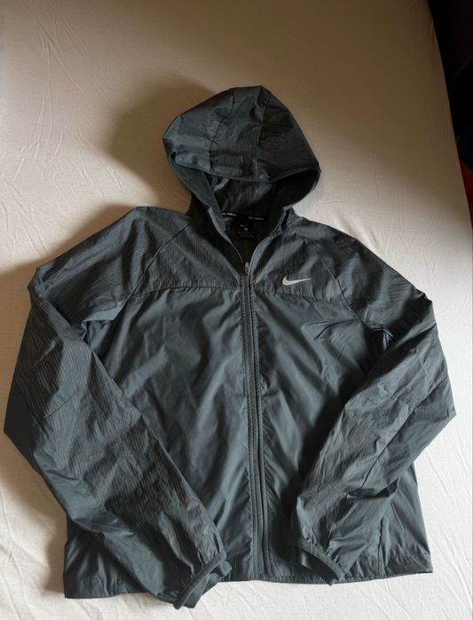 Nike Shield Flash Reflective Womens Running Jacket