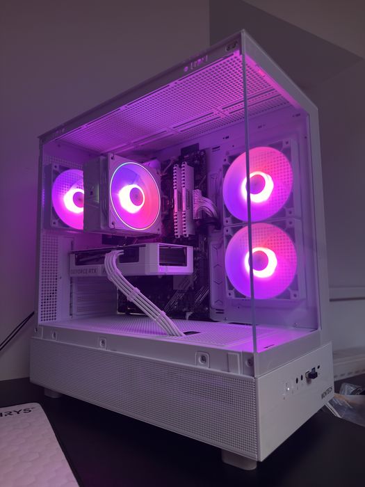 Oferta PC Gaming FULL WHITE RTX 5060ti 16gb, Ryzen 7