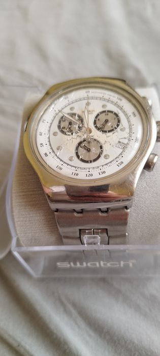 Часовник  Swatch IRONY