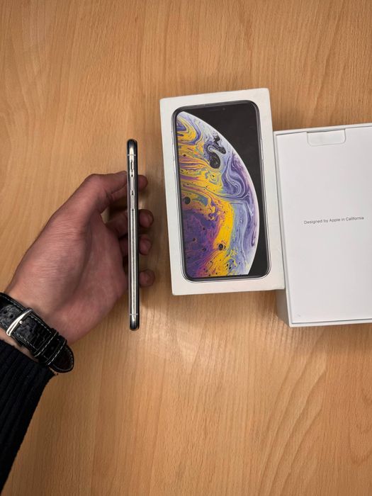 Iphone xs white 64 gb