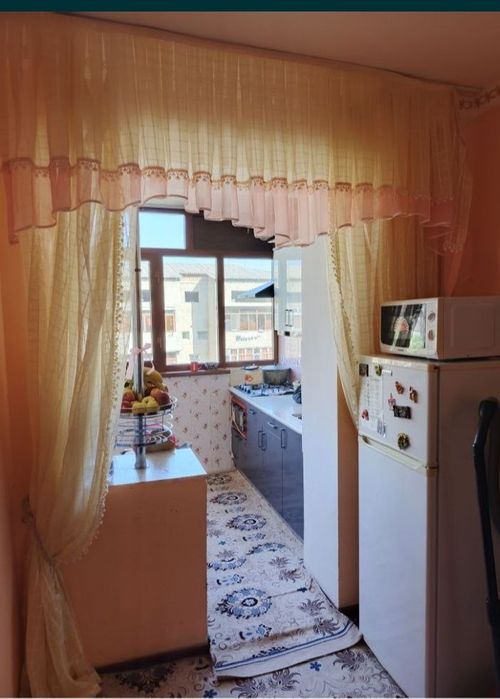 3 xonali Dom sotiladi qolgan malumot telda