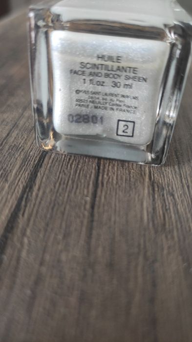 Хайлайтер для лица и тела YSL