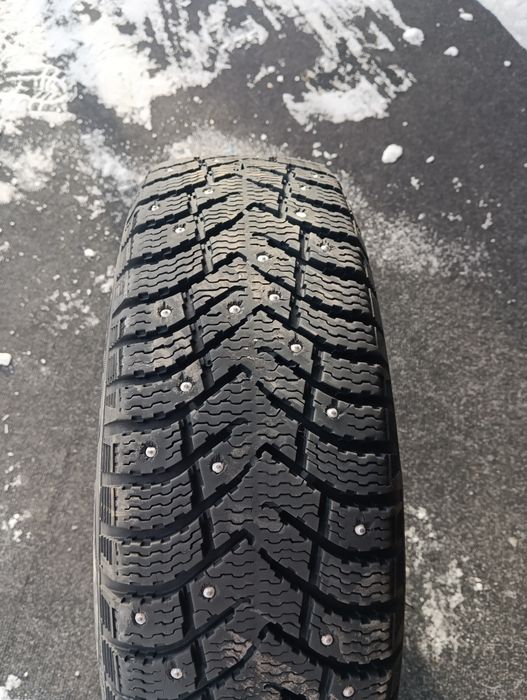 Продам 2 балона в нормальном состояний