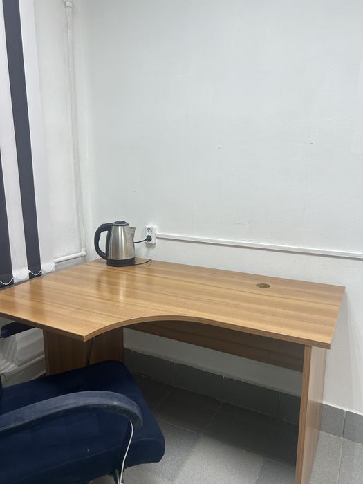 Стол офисный качественный