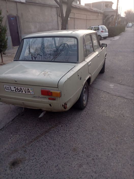 Vaz 2101 kapeyka sotiladi
