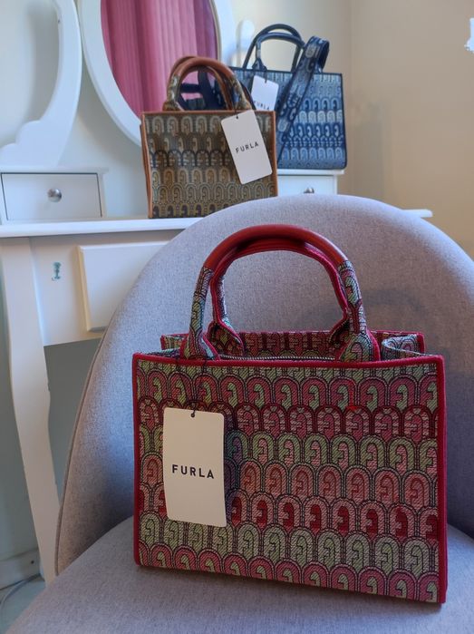 Чанти Furla естествена кожа
