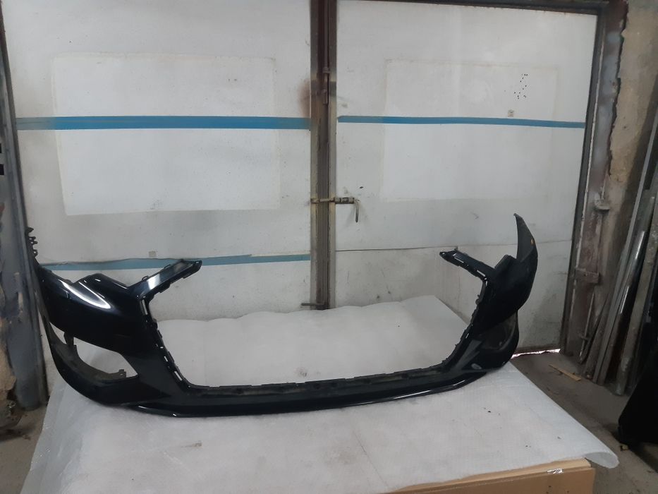 Bara fata Audi A6 C8 2018-2022