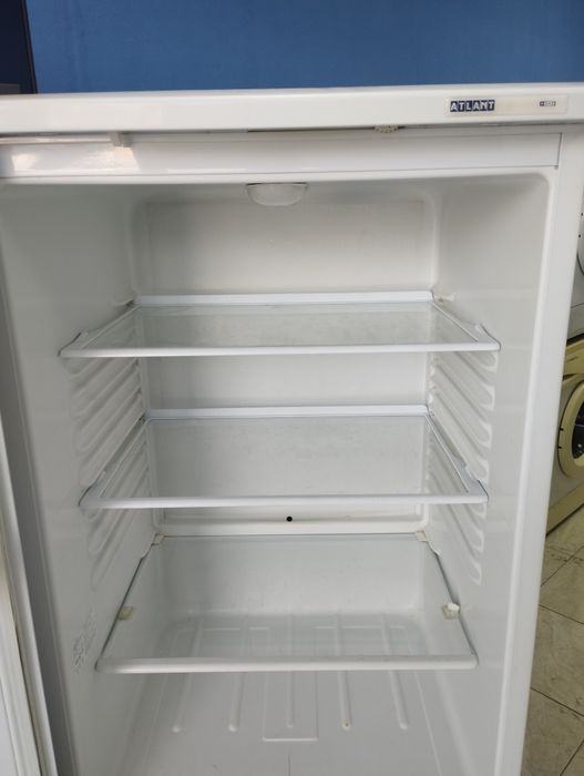 Продам холодильник марка Атлант