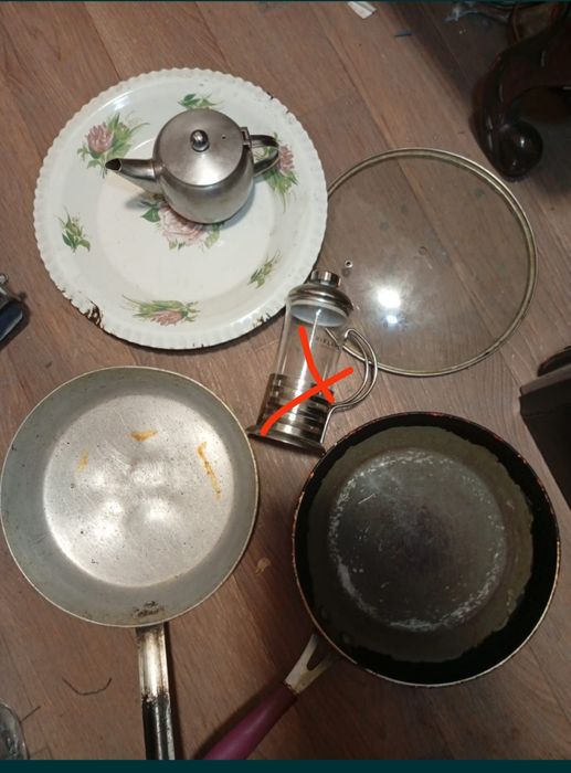 Сковородки ,стаканы новые Магнум