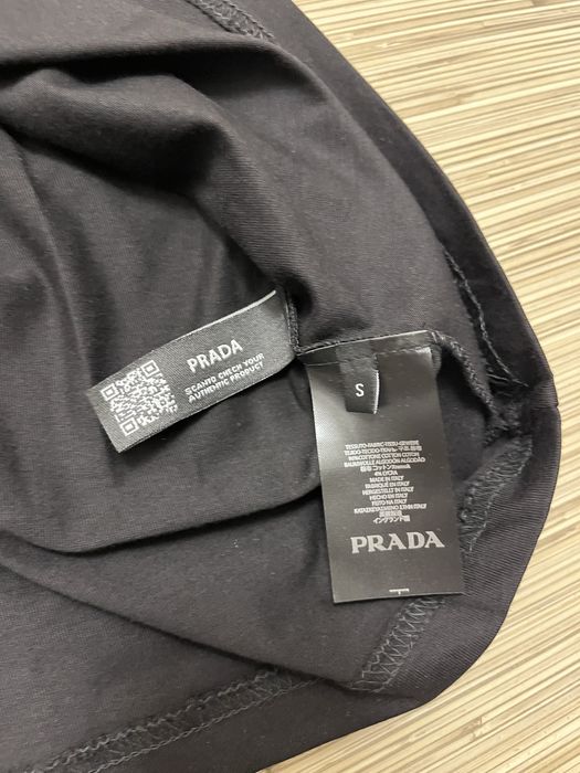 Tricou Prada mărimea XXL,nou cu etichetă