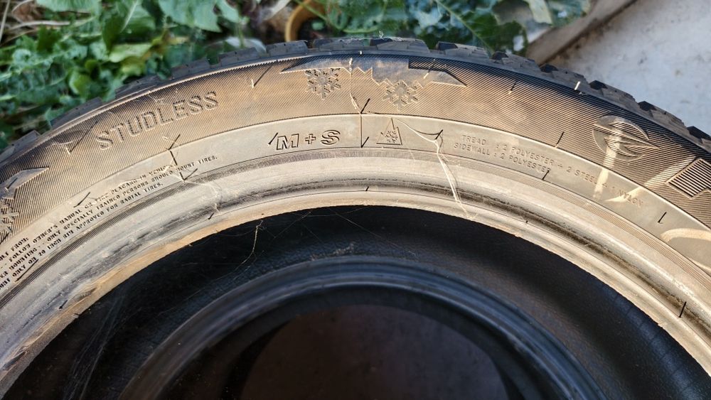 Резина 255/50 R20 (зимняя)