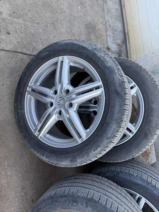 Джанти Porsche Caeynne