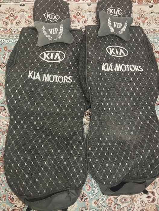 Продам чехлы на автомобиль Kia