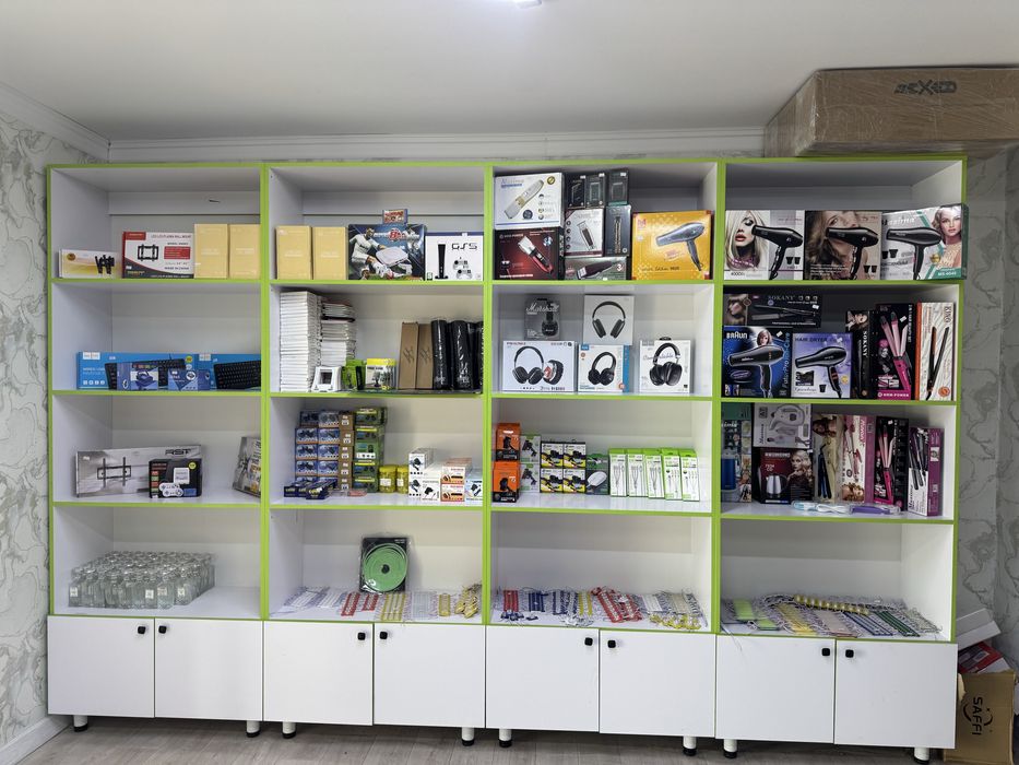 Продается витрина 4шт