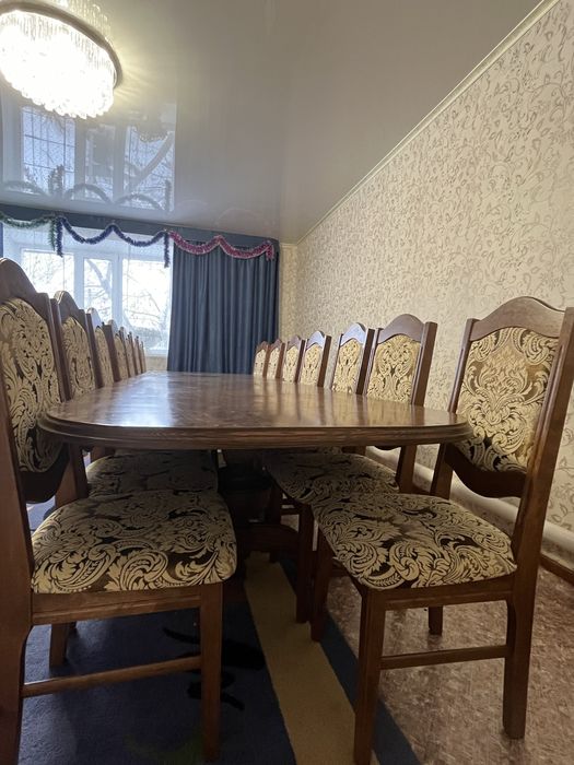 Срочно продается  стол