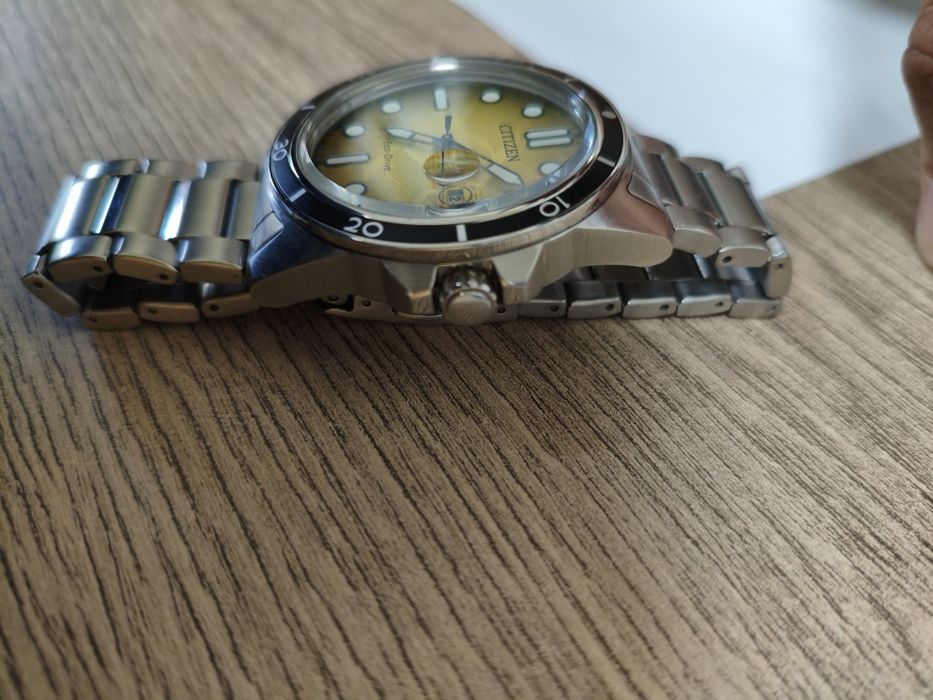 Часовник Citizen AW1816-89Xч