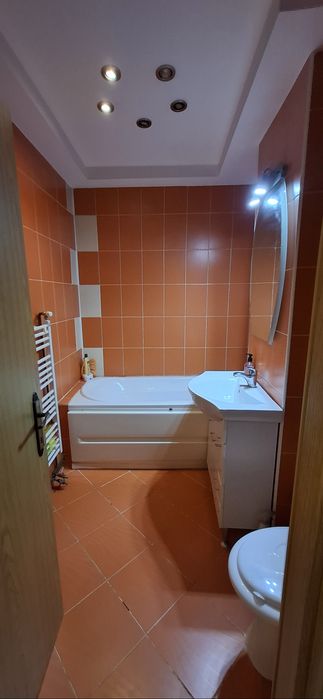 Vanzare apartament 2 camere, Str Cerna