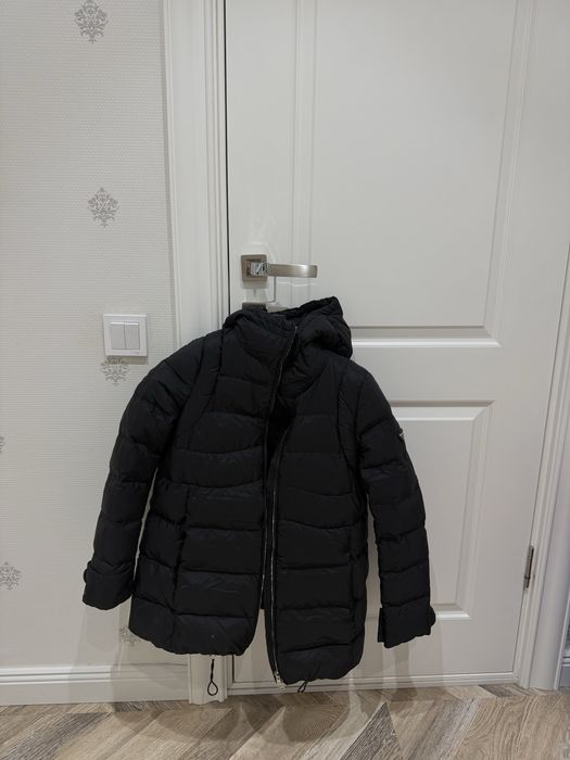 Продам куртку PRADA оригинал