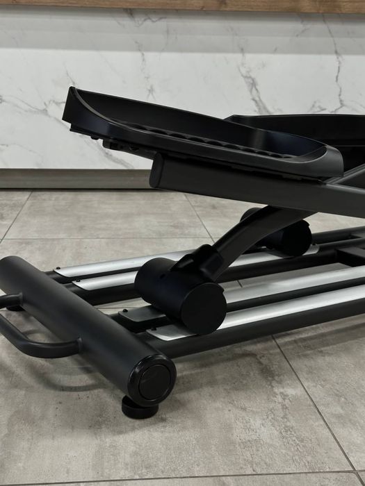 Эллиптический тренажер Powergym E190. почти как новая в идельном сост.