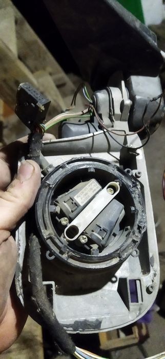 Продам зеркало складное (е39) (механизм)