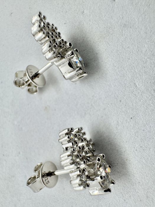 Сребърни обеци с мойсанит (Диамант) 0.5 карата