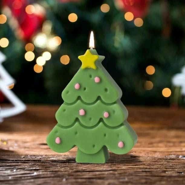 Ароматическая свеча в виде ёлки