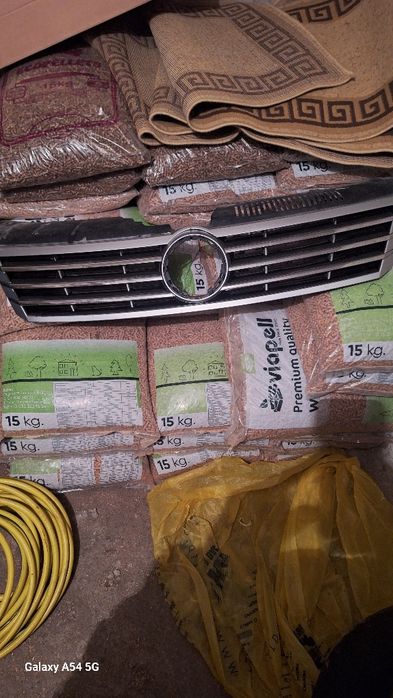 Предна решетка за пасат цц б7