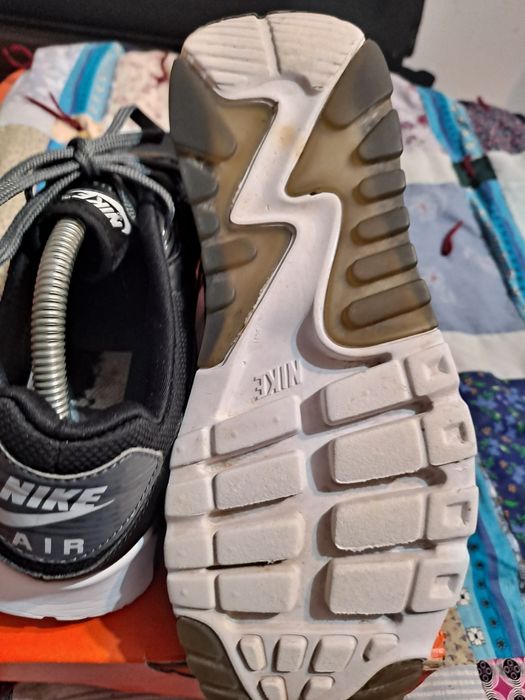 Adidasi nike air max originali mărimea 39 talpic interior 25.