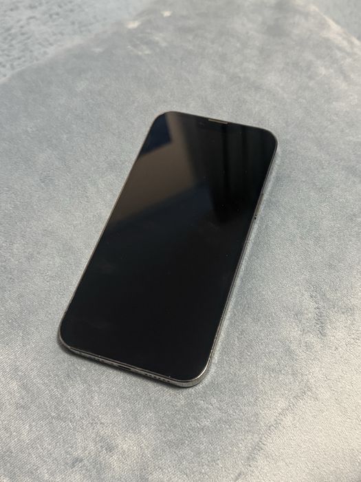 Vand iphone 13 pro max 256gb impecabil