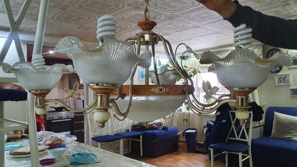 Люстра потолочная на 40-55 кв.м.