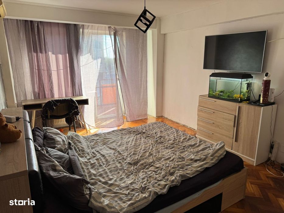 Apartament cu 3 camere, tip D, etaj 4/6 (lift nou), Bulevardul Decebal