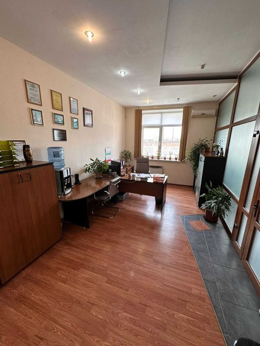 В продаже промбаза  Абая 203/1