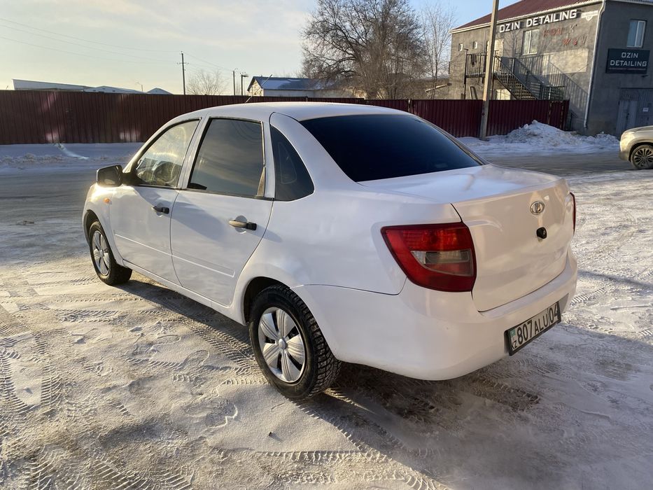 Гранта 2012 в отлично состояний