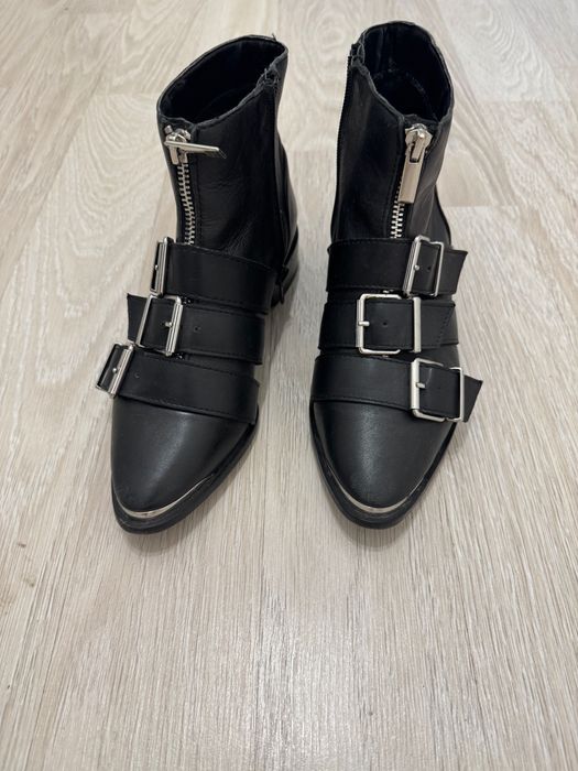 Кожаные ботильоны Stradivarius, 36 размер