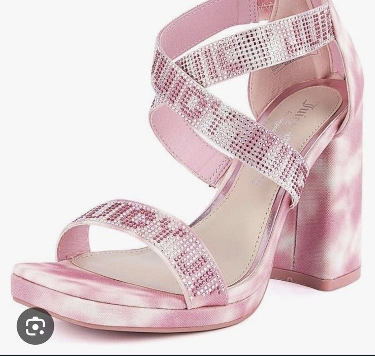Karl Lagerfeld, Adidas Adilette, Juicy Couture,  Guess,чехли и сандали