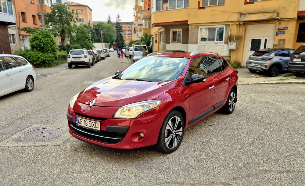 RENAULT Megane 2011 — imagine 3