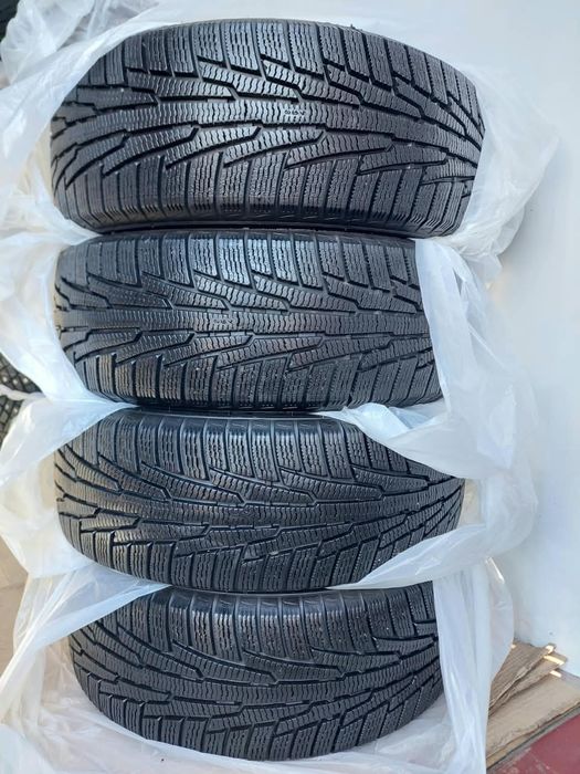 Шины Nokian 215/60/16