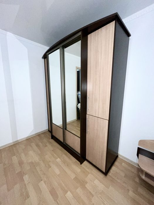 Продам спальный гарнитур