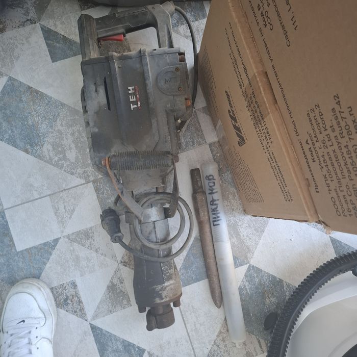 Отбойный молоток ТЕН