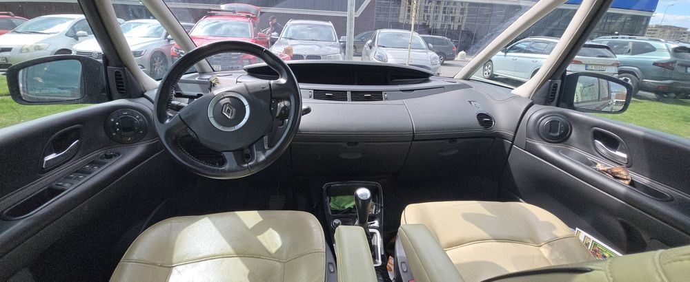 Vând Renault Espace IV facelift 2012 Initiale Paris