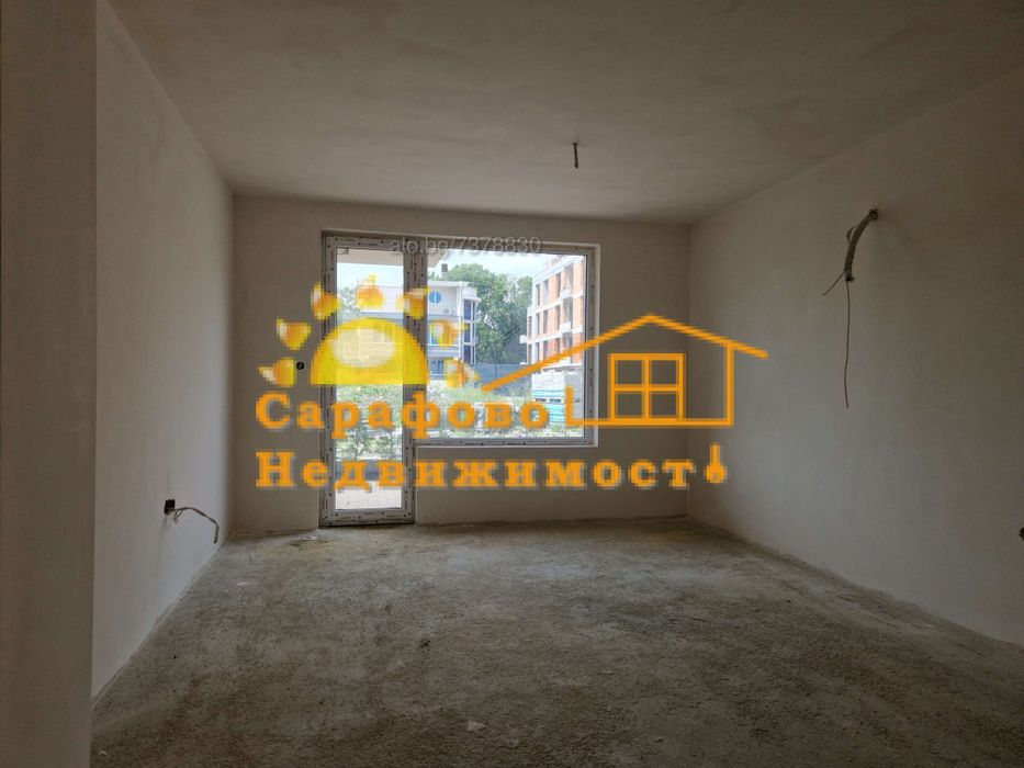Продава се Тристаен апартамент в Бургас, Сарафово - 169 кв.м за 947 €/кв.м - Снимка #8