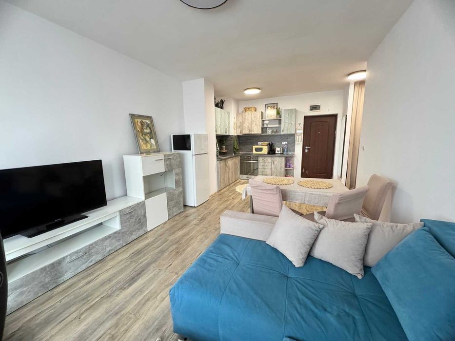 Дава се под наем Двустаен апартамент в Бургас, Зорница - 54 кв.м за 408 € - Снимка #1