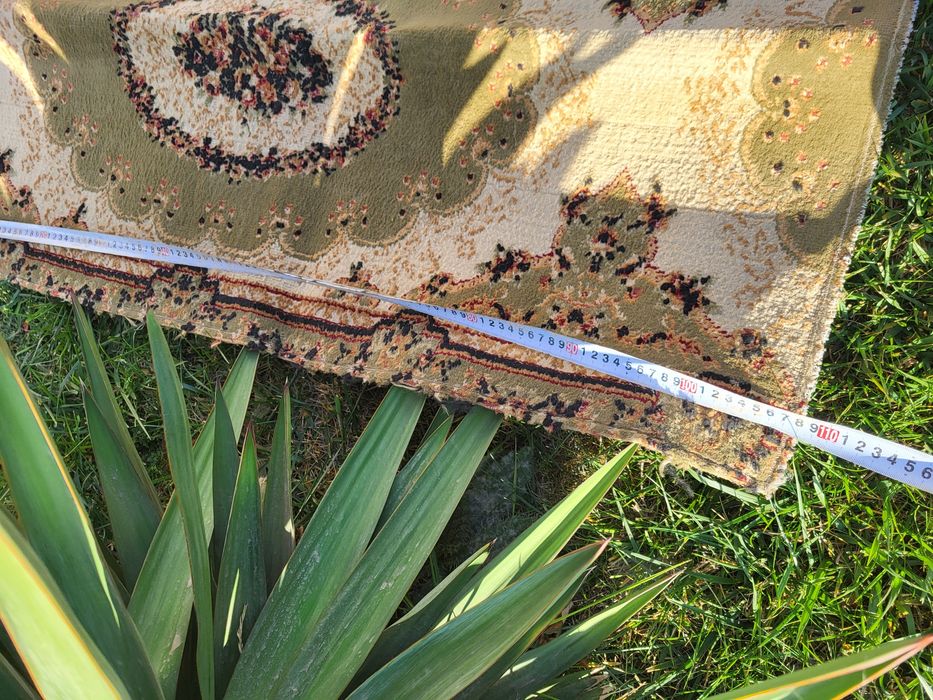 Ковры ,дорожки разные