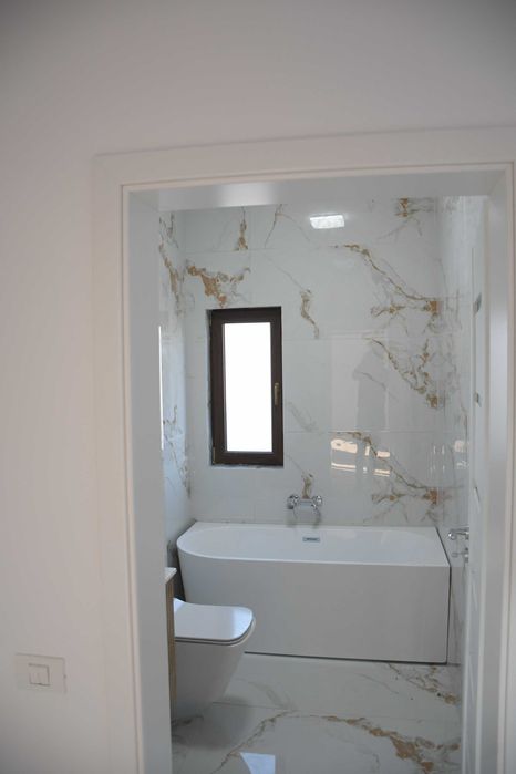 Apartament 3 camere,  68 mp, Mutare imediata, Bloc nou