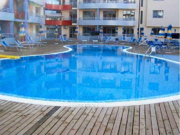 Oбзаведен двустаен апартамент под НАЕМ в центъра на Слънчев бряг!