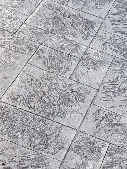 Executam beton amprentat