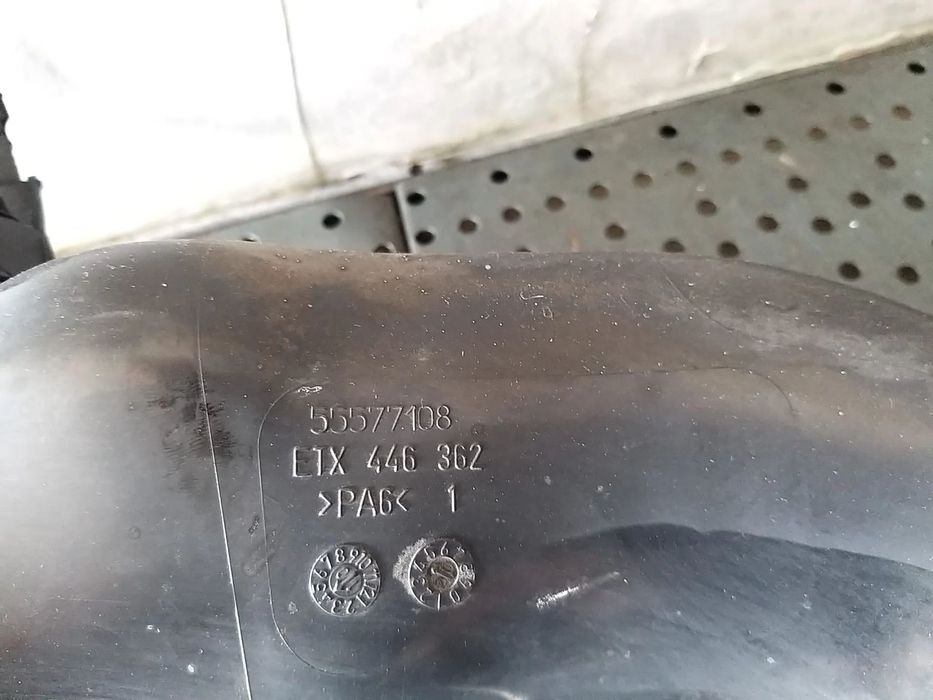 Tubulatura admisie aer 1.7 cdti opel astra j 55577108 446362