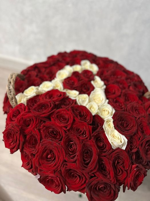 Цветы 101 роза свежайщие