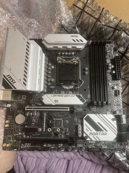 Продам Материнску плату